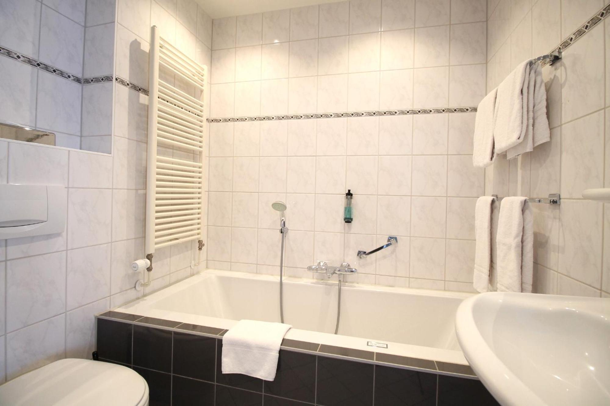 Hotel Meyer Bergen aan Zee Room photo