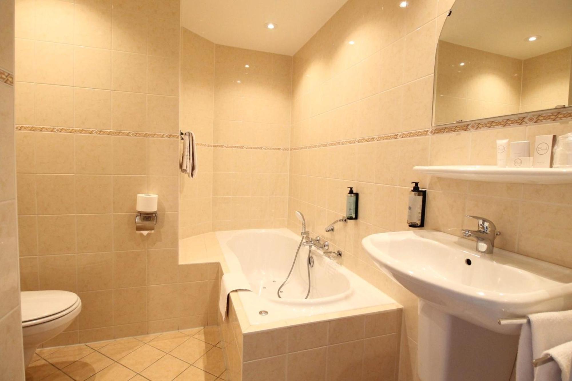 Hotel Meyer Bergen aan Zee Room photo