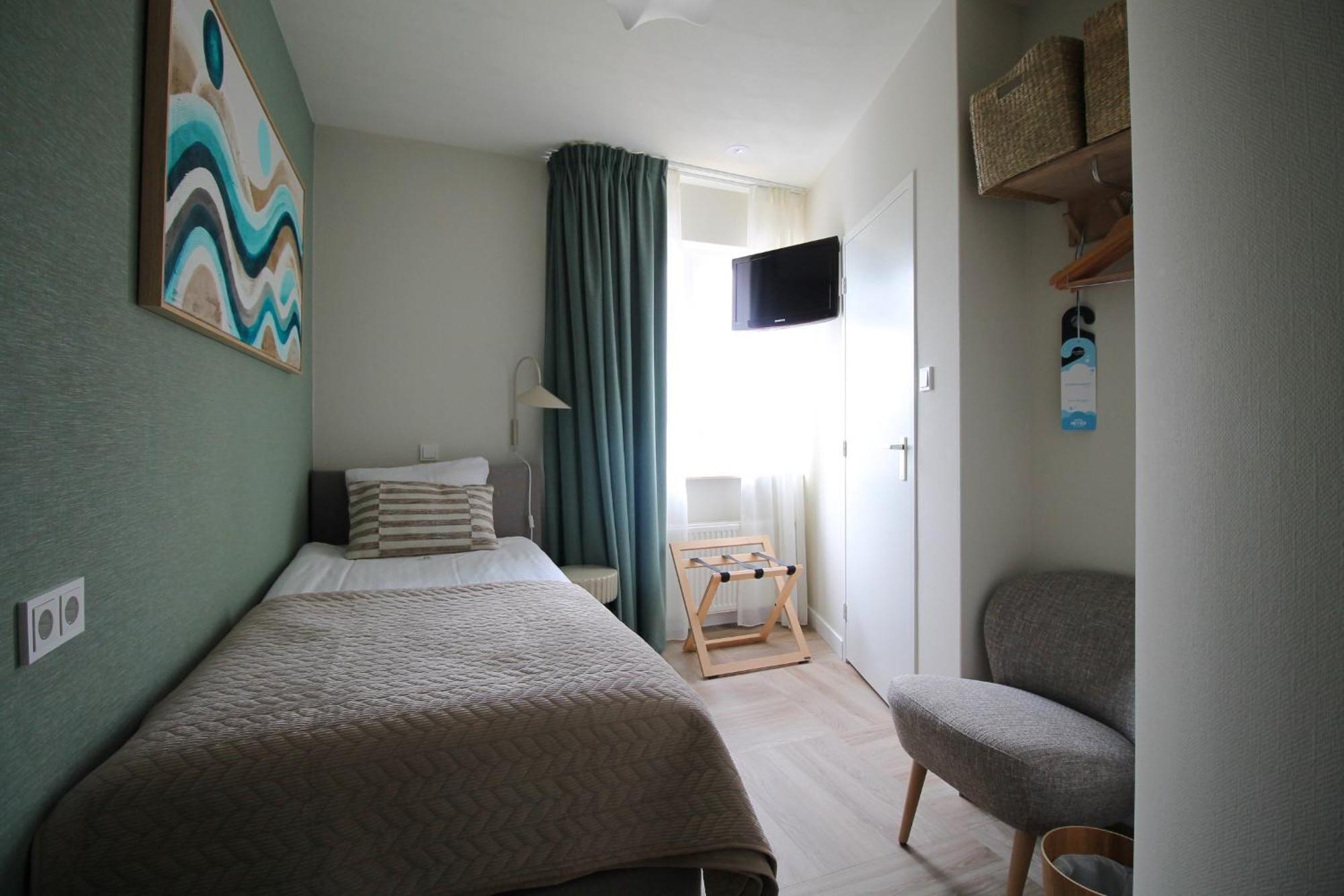 Hotel Meyer Bergen aan Zee Room photo