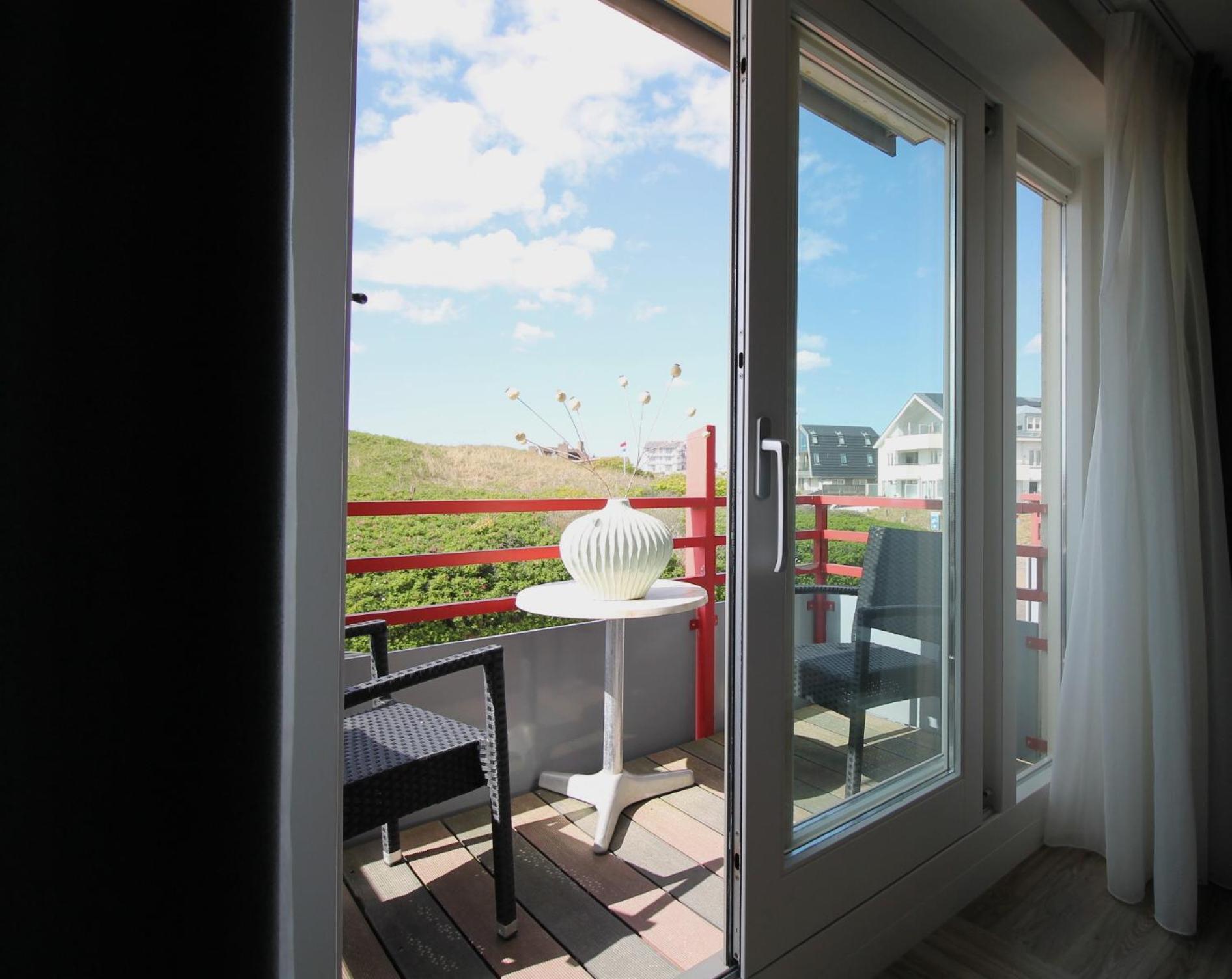 Hotel Meyer Bergen aan Zee Exterior photo